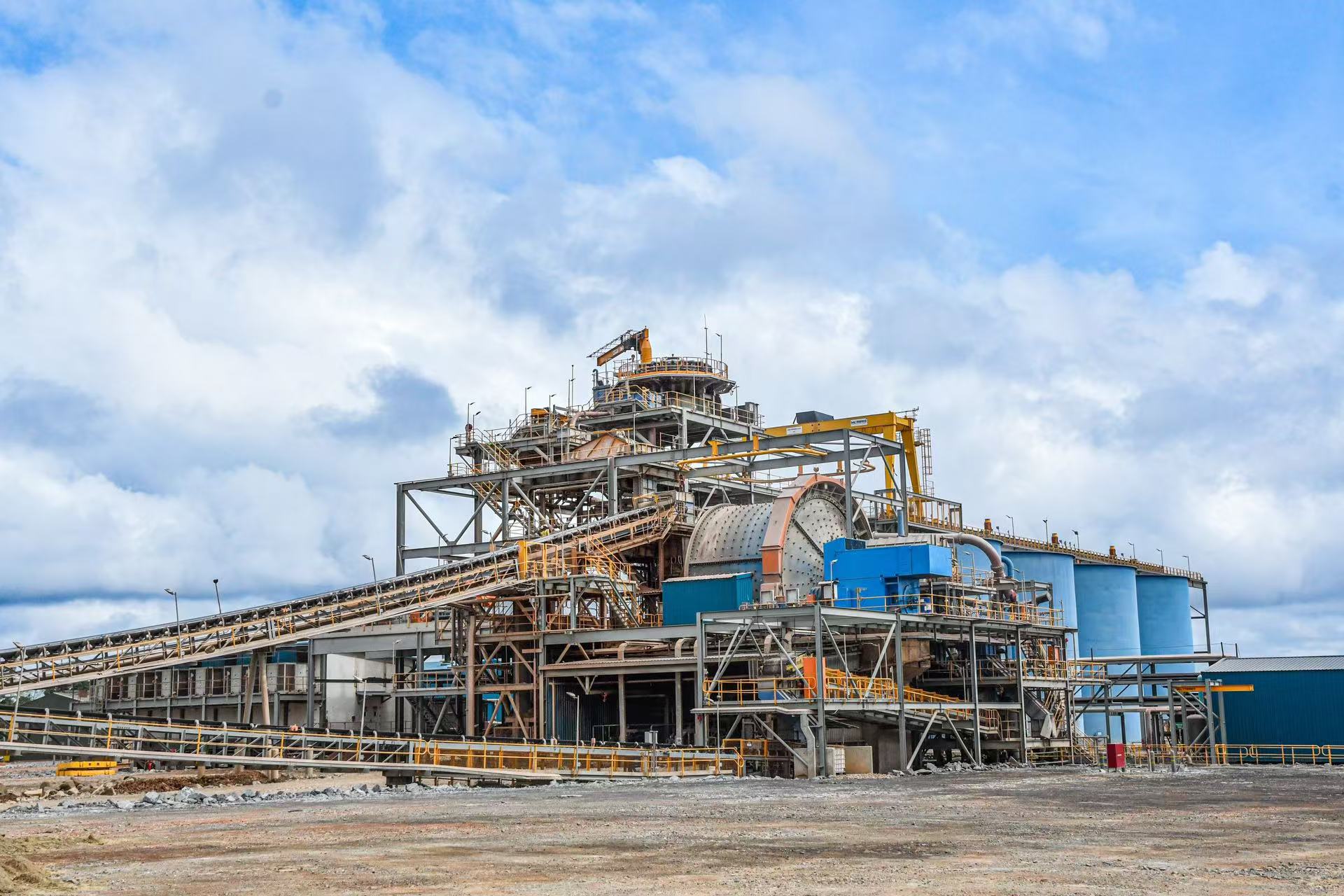 1745479027731080211.jpg 7-科特迪瓦德拉羅泊礦業(yè)阿布賈金礦.jpg